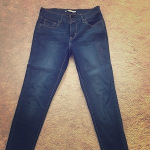 Levi size 29 super skinny jeans